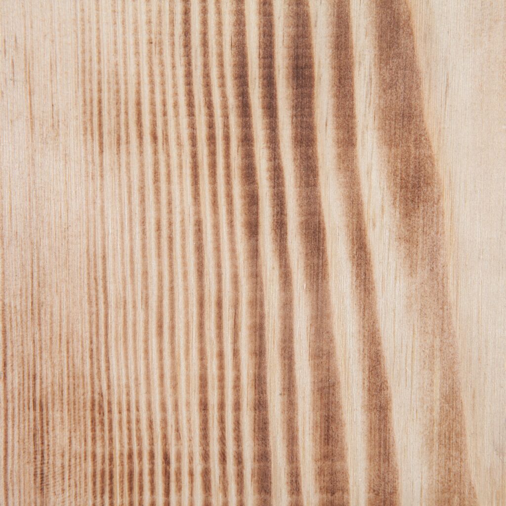 Unbehandeltes Holz aus Europa