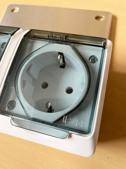 Schildkröten-Frühbeet Steckdose