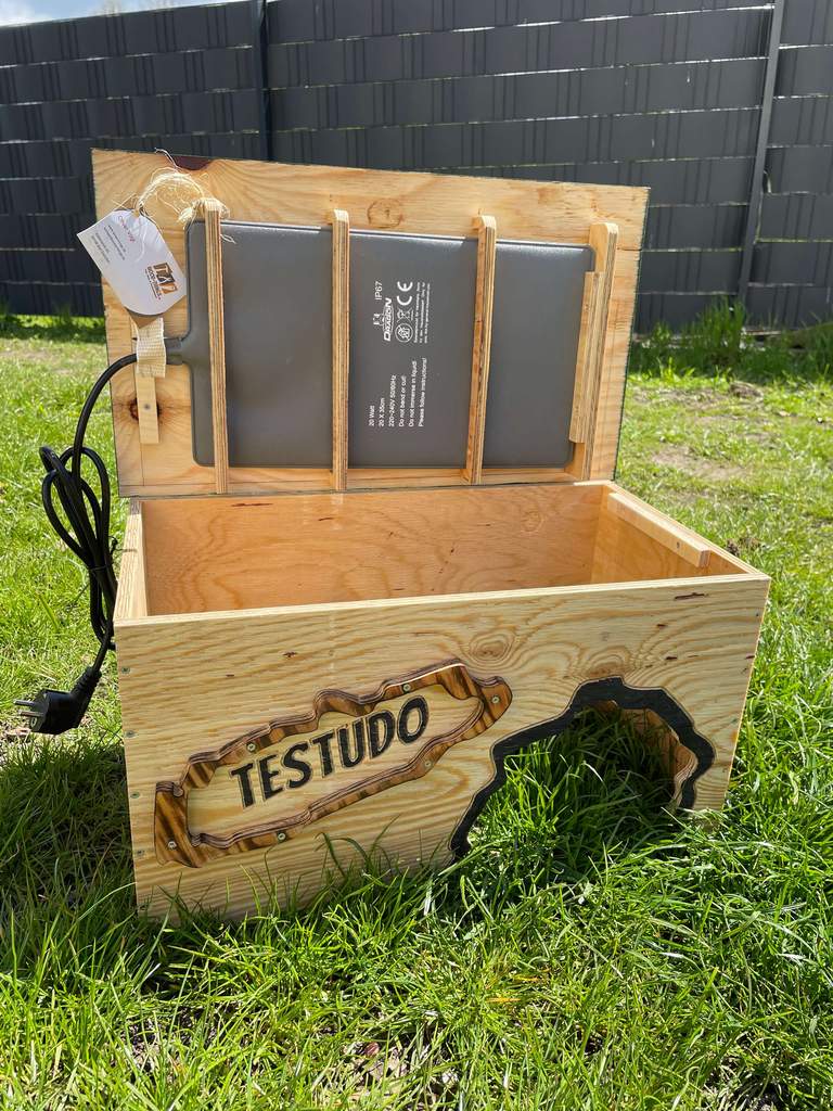 Schildkrötenhaus mit Heizmatte